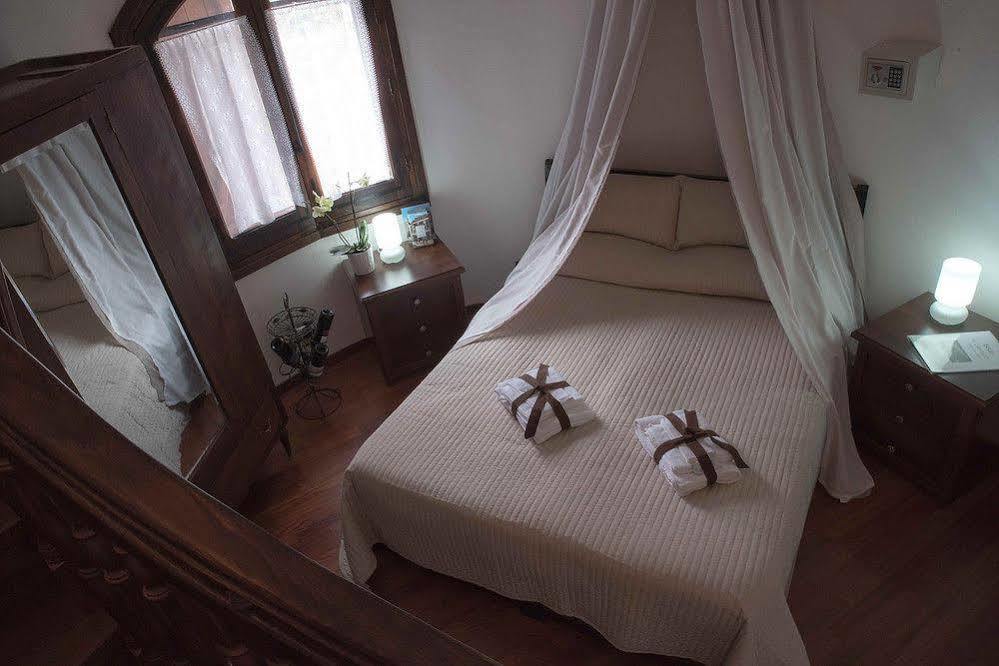 Bed and Breakfast Castello Valguarnera Caropepe Exterior foto